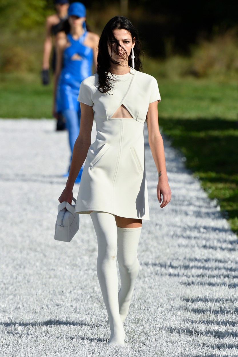 1659514694-Courreges1.jpg