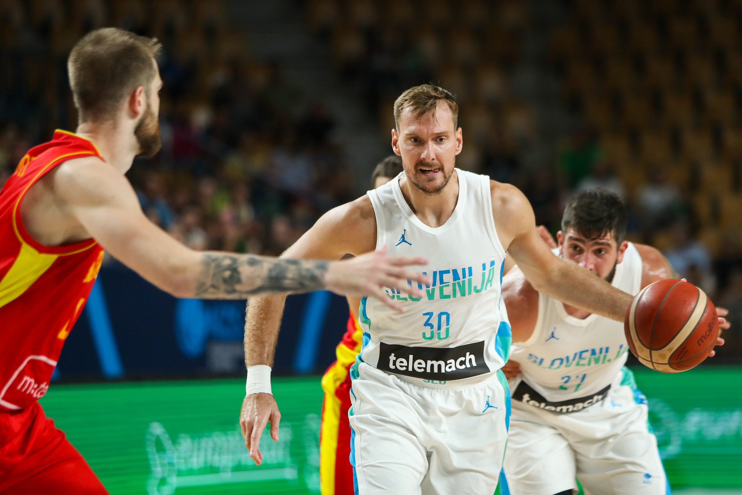 338662DC-A2C3-4F80-93DF-BCCA4B3A1DEF