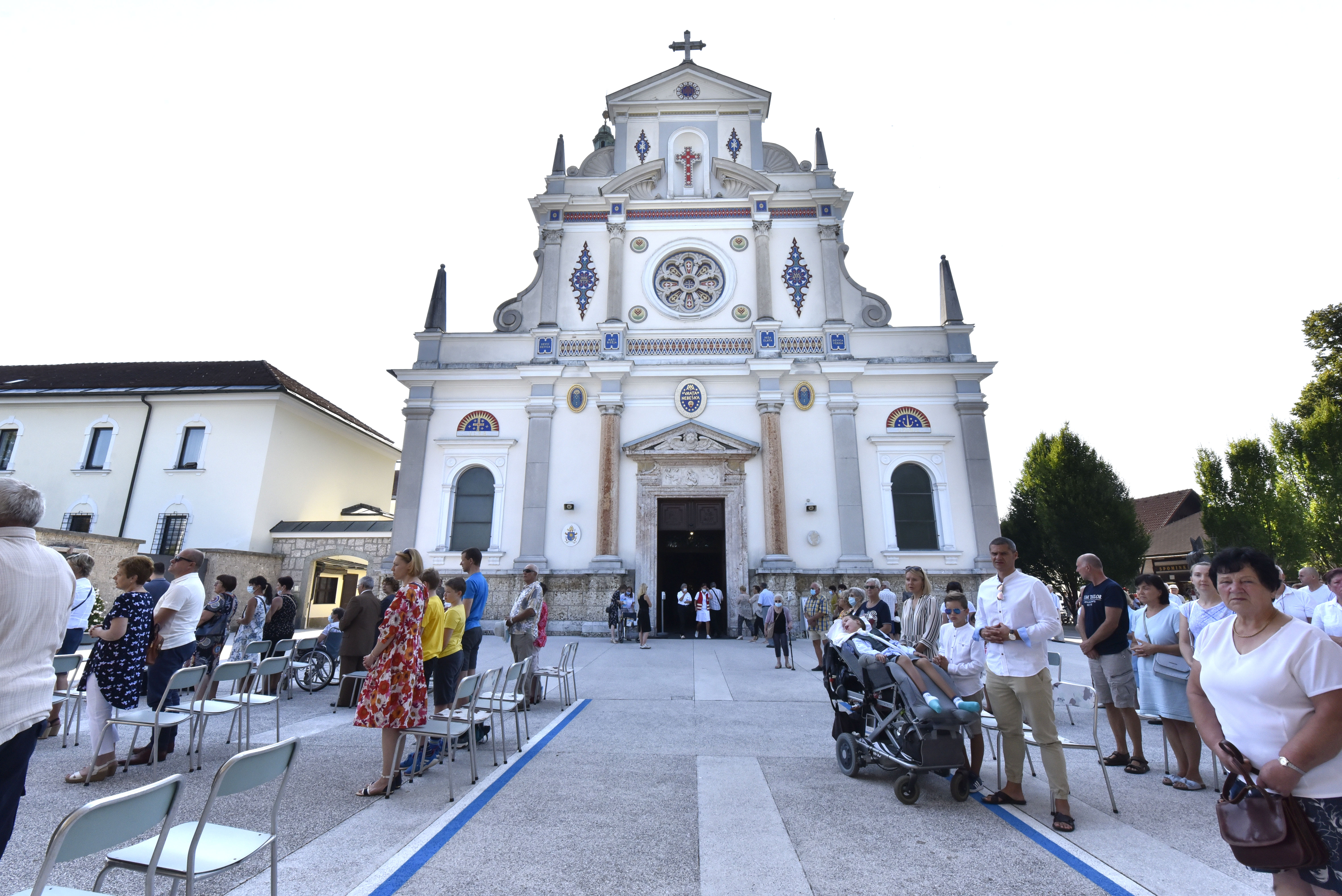 Marijino vnebovzetje  Brezje Zore