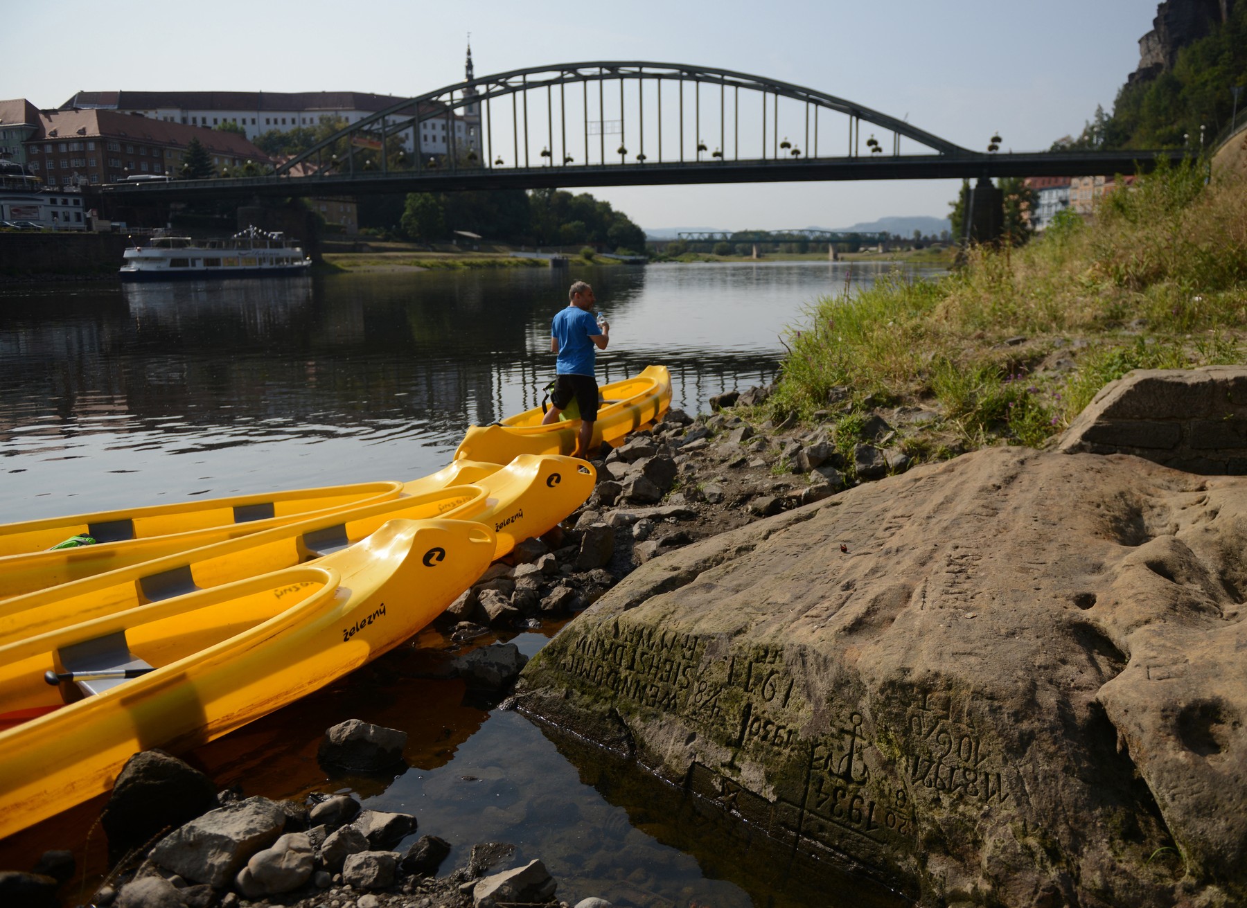 kamni, napisi, suša, Laba