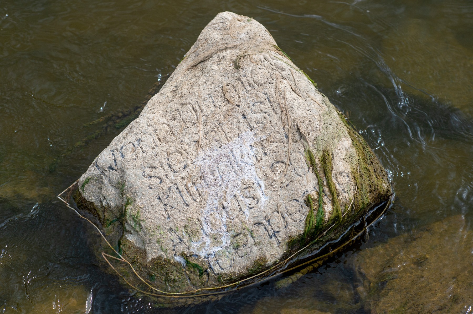 kamni, napisi, suša, Laba