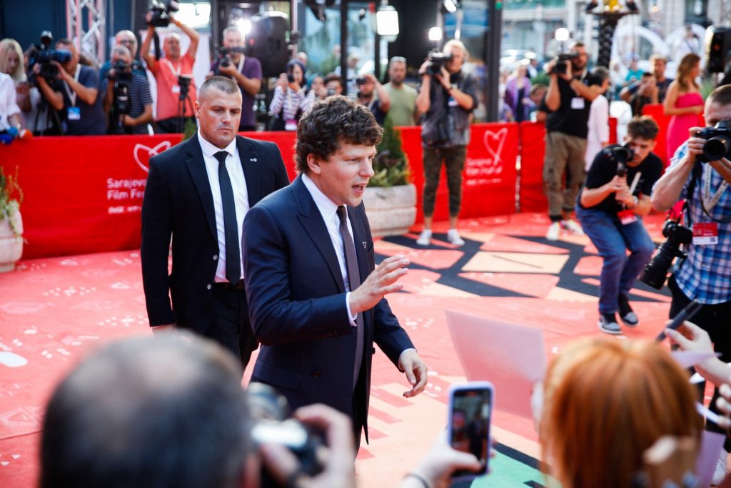 1660724392-Jesse-Eisenberg-1024x683.jpg