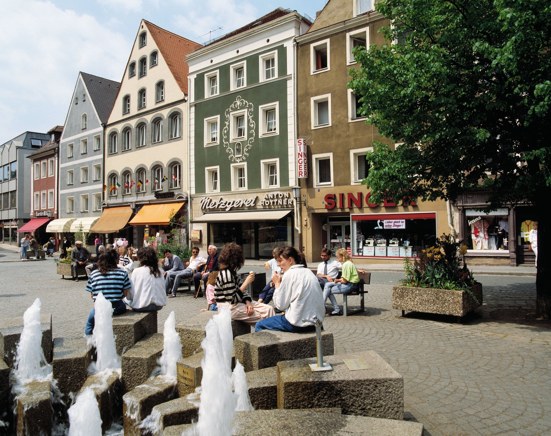 1662369566-Marktplatz-Amberg.jpg