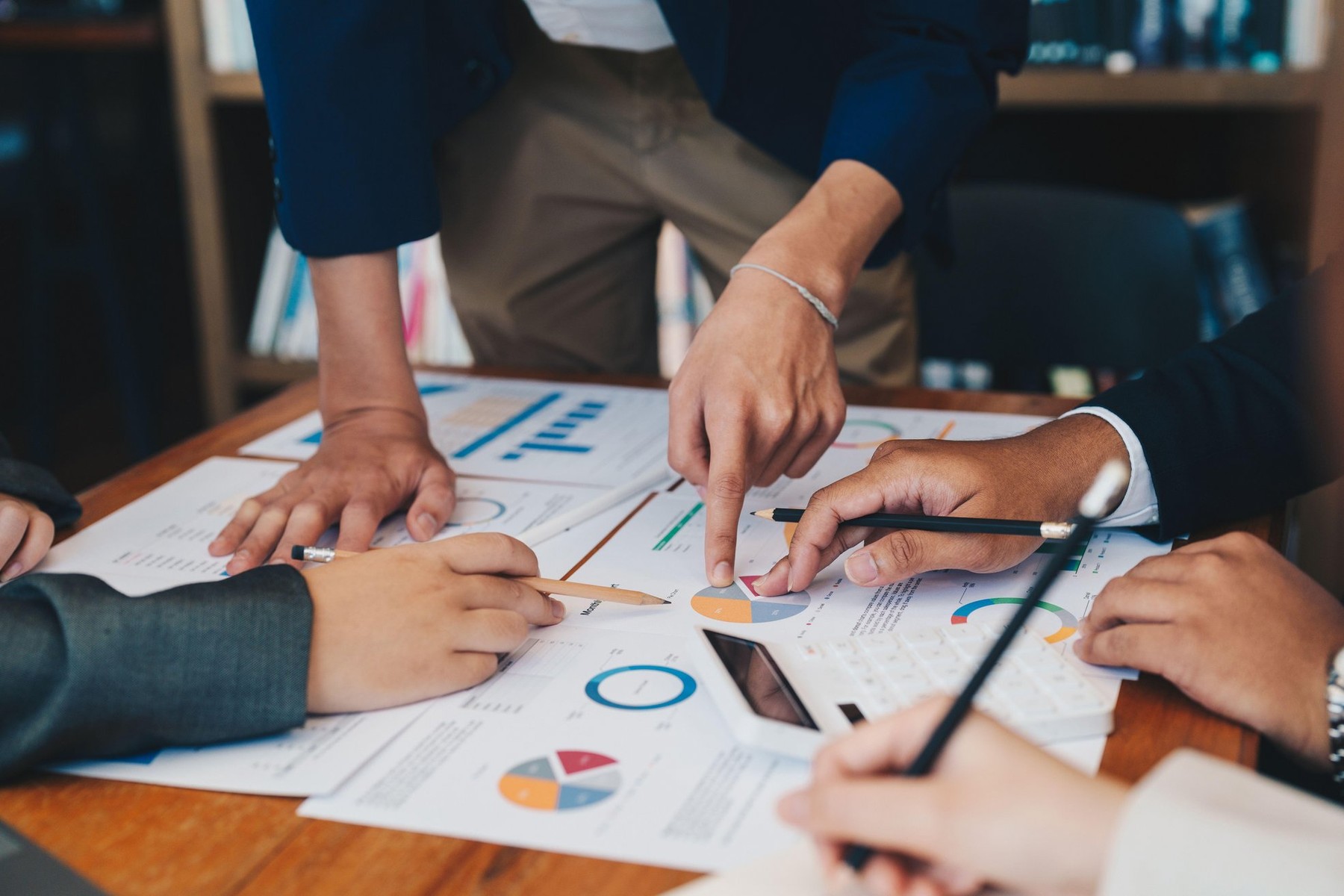 zaposleni, vodja, delavci, delo