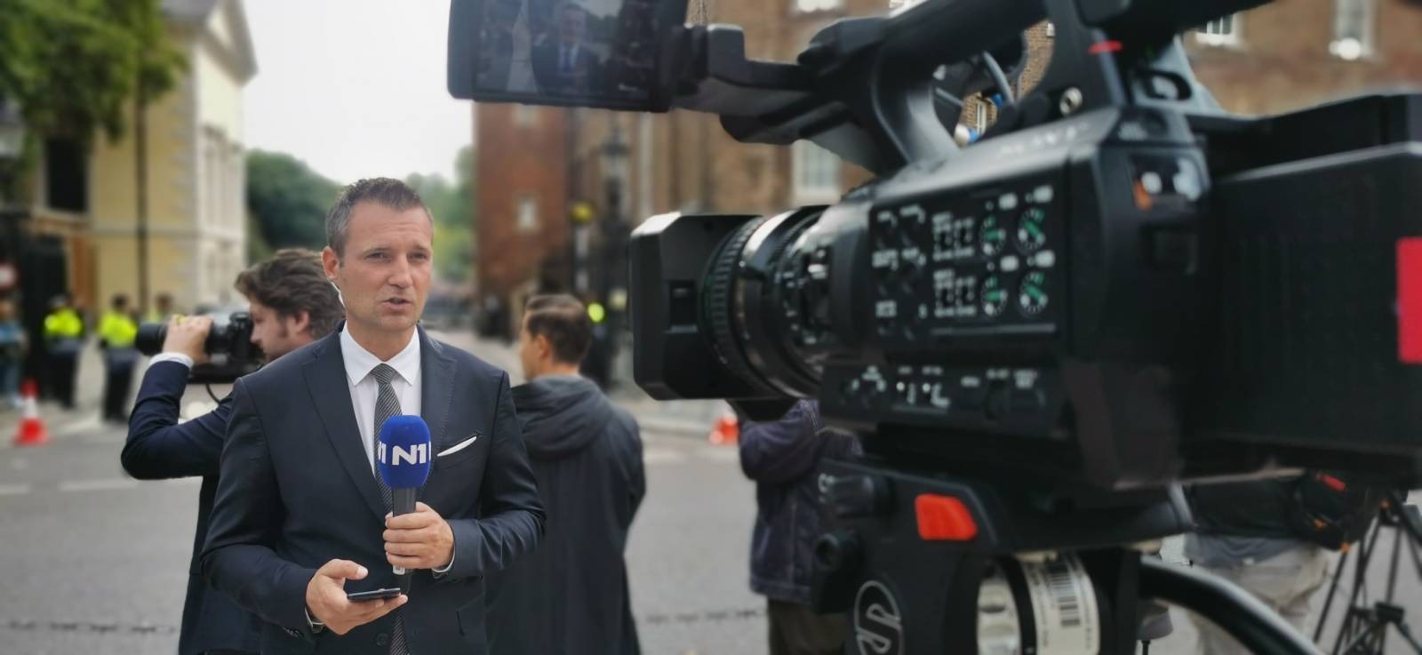 N1 / Denis Sadiković