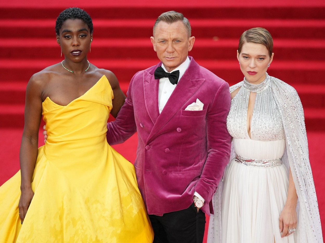 Lashana Lynch, Daniel Craig in Lea Seydoux