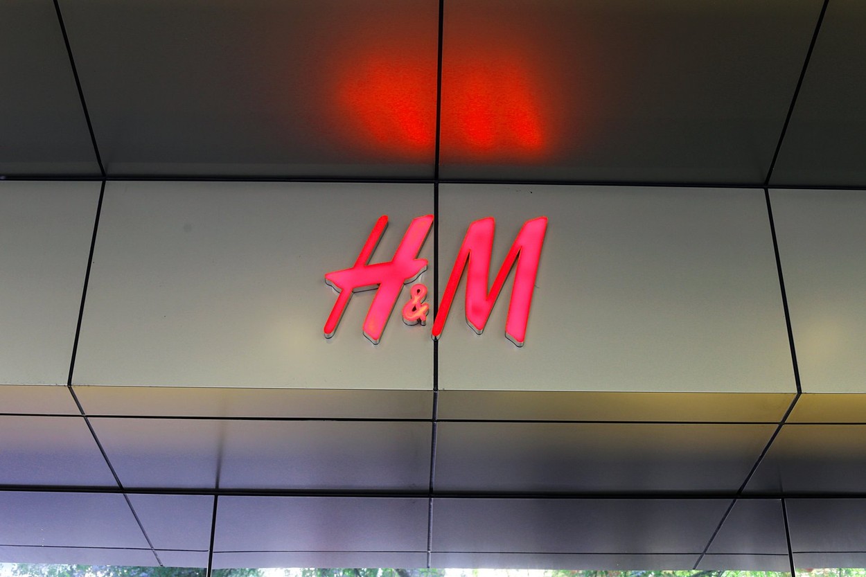 H&M