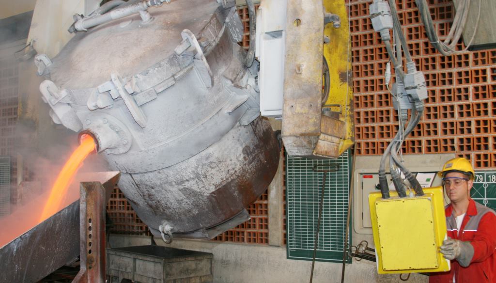 primarni aluminij, talum