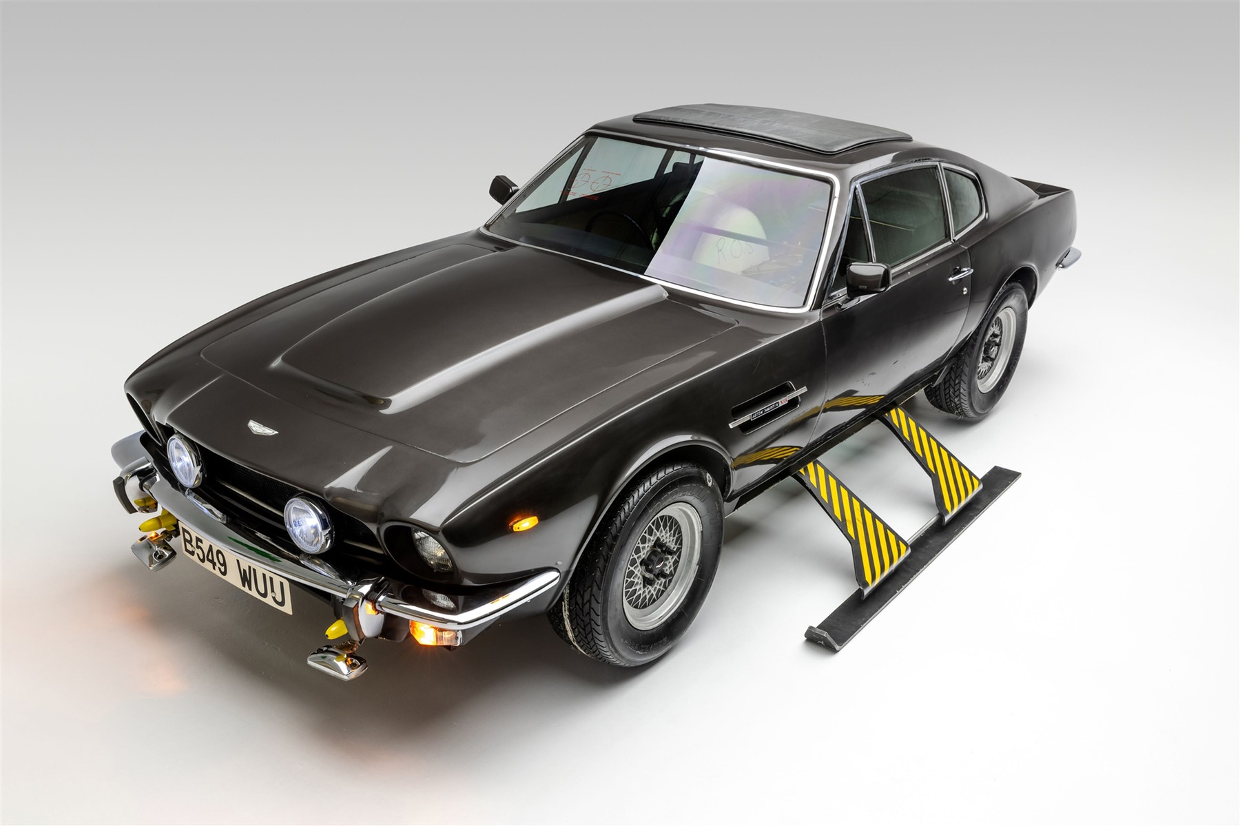 Aston Martin V8 (PROFIMEDIA)