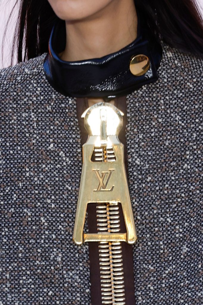 1665657219-Louis-Vuitton-pomlad-poletje-2023-detajli-4-682x1024.jpg