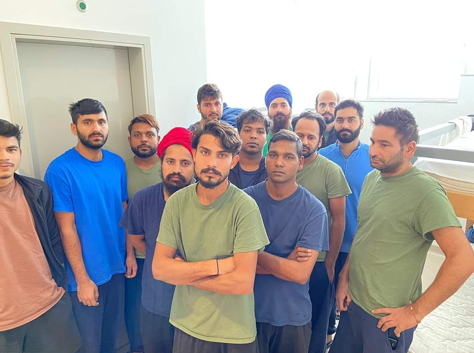 Center za tujce Postojna, begunci