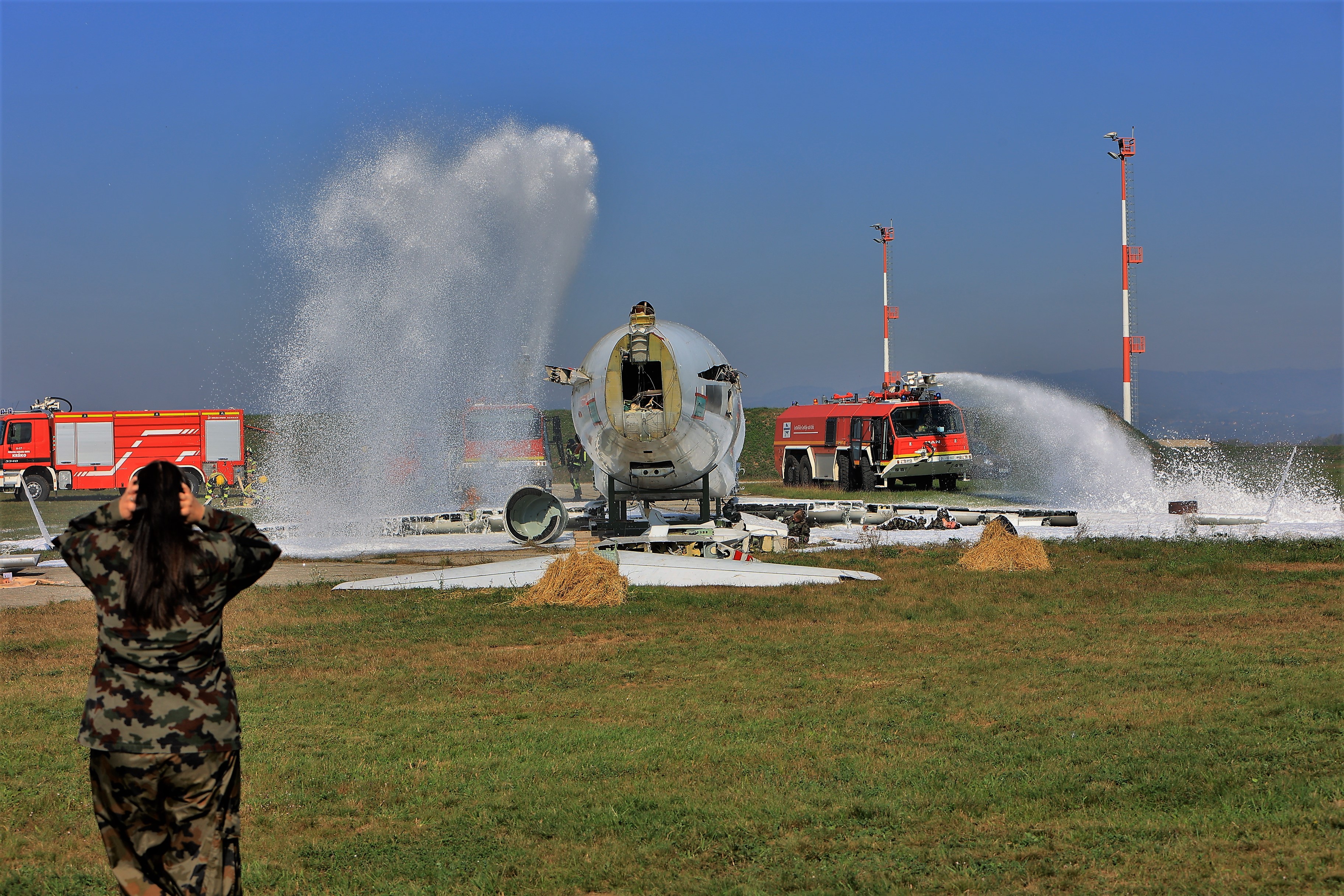 reševalna vaja strmoglavljenje letalo reševalna vozila