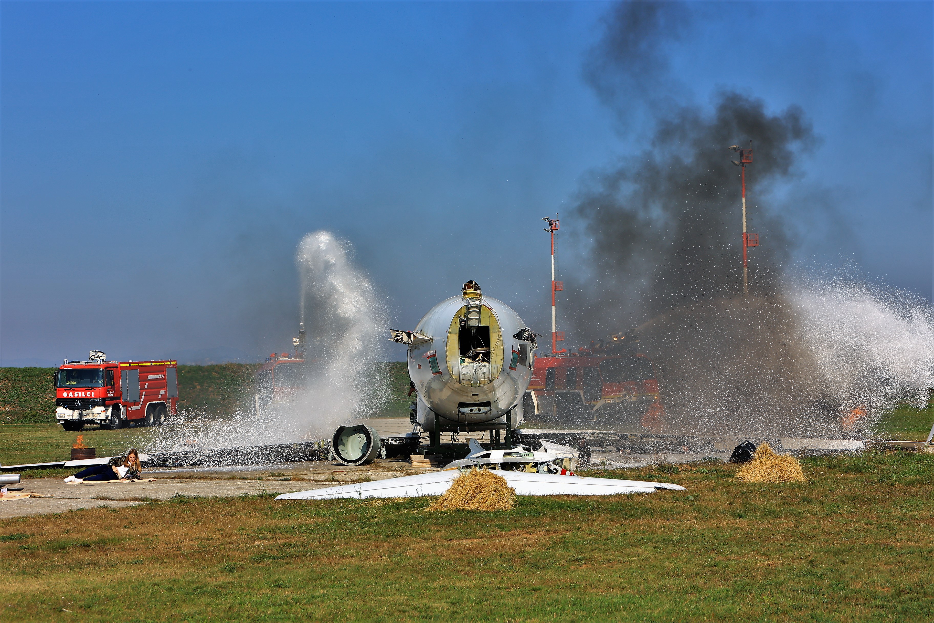 reševalna vaja strmoglavljenje letalo reševalna vozila