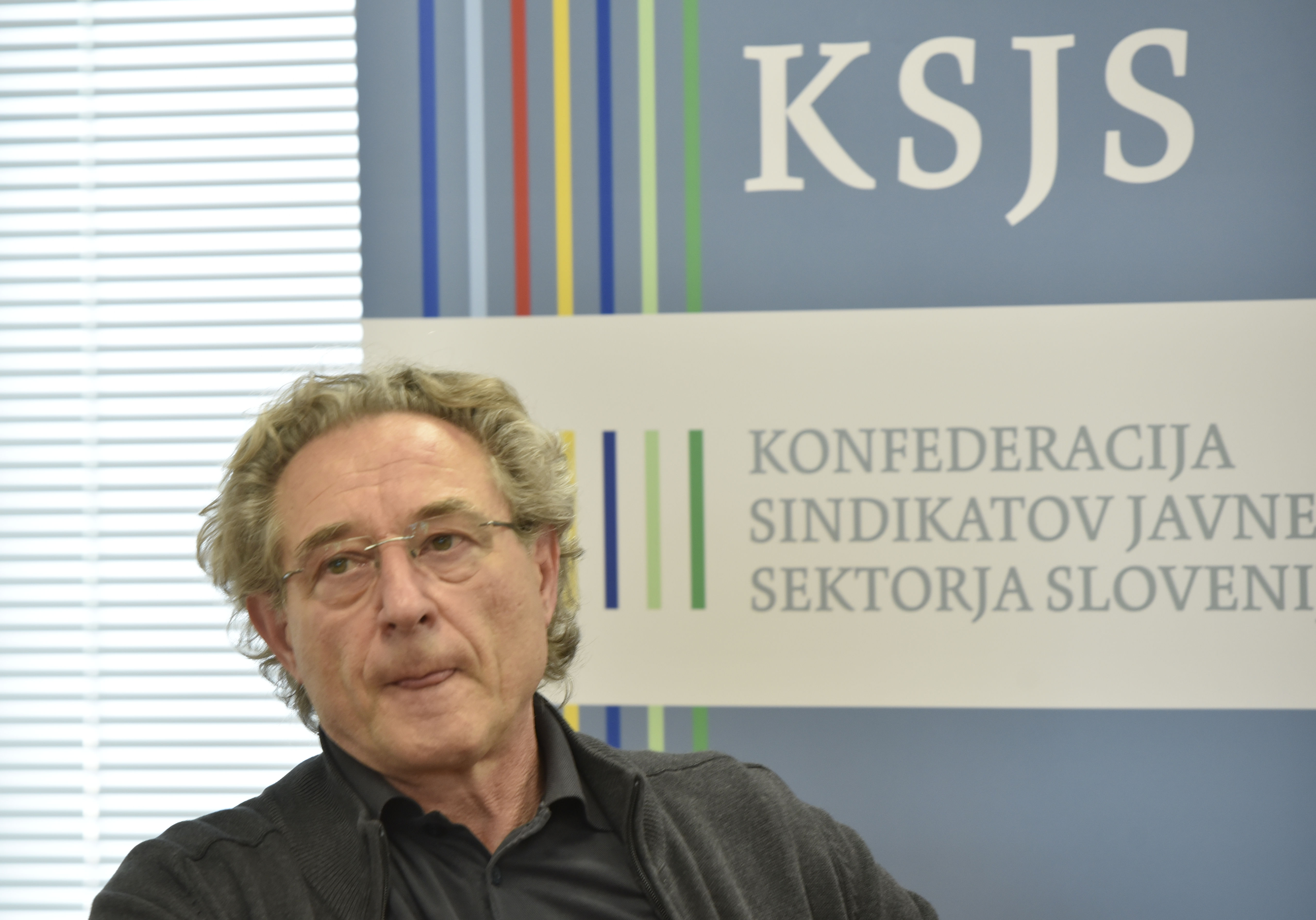 Novinarska konferenca Konfederacije sindikatov javnega sektorja KSJS in Sindikata novinarjev Slovenije SNS