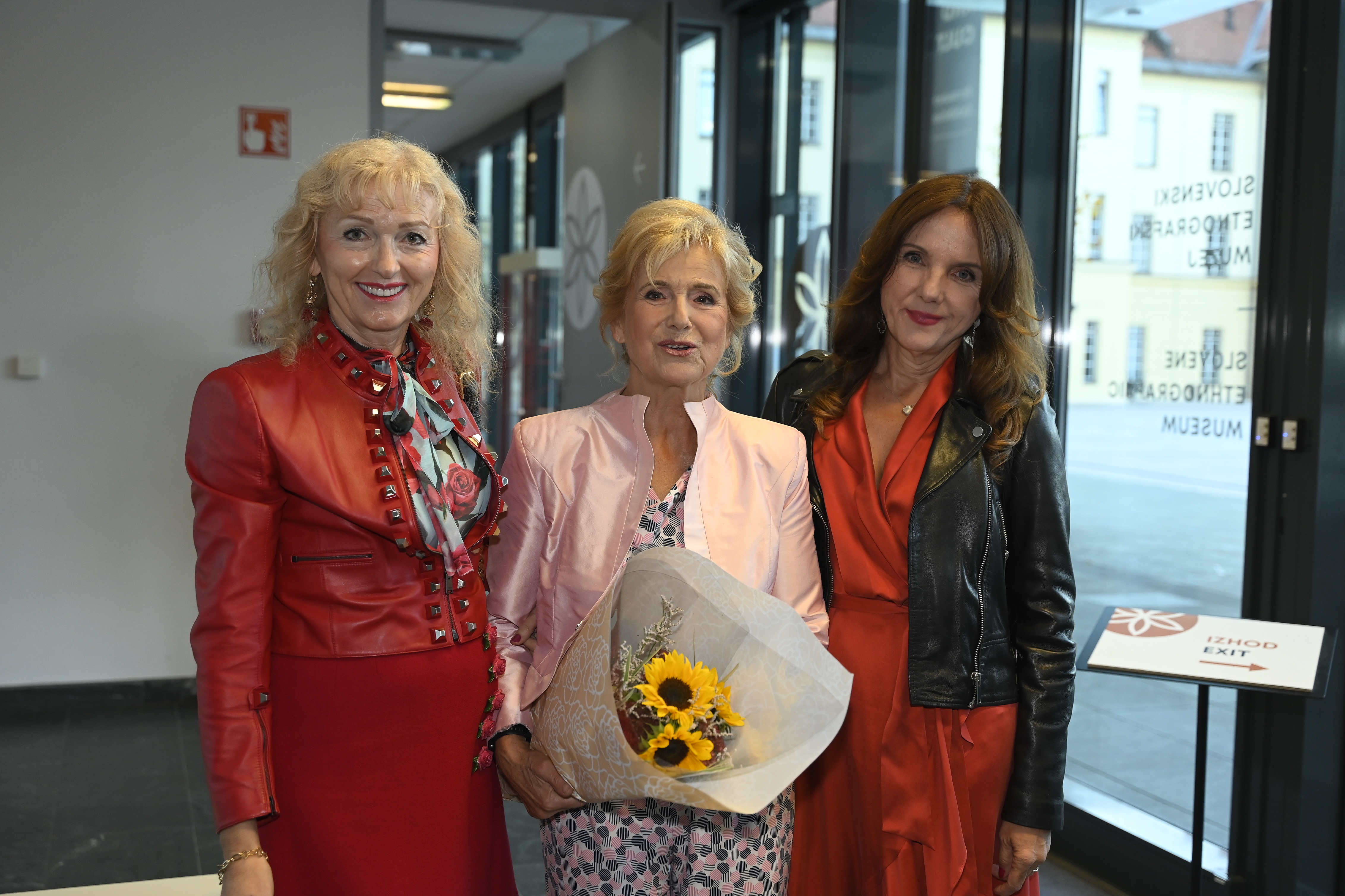 Liljana Kastelic, Doroteja Omahen in Jasna Rozman Marčič