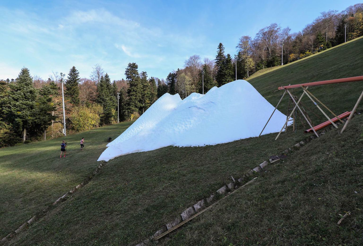 Umetni sneg na Sljemenu