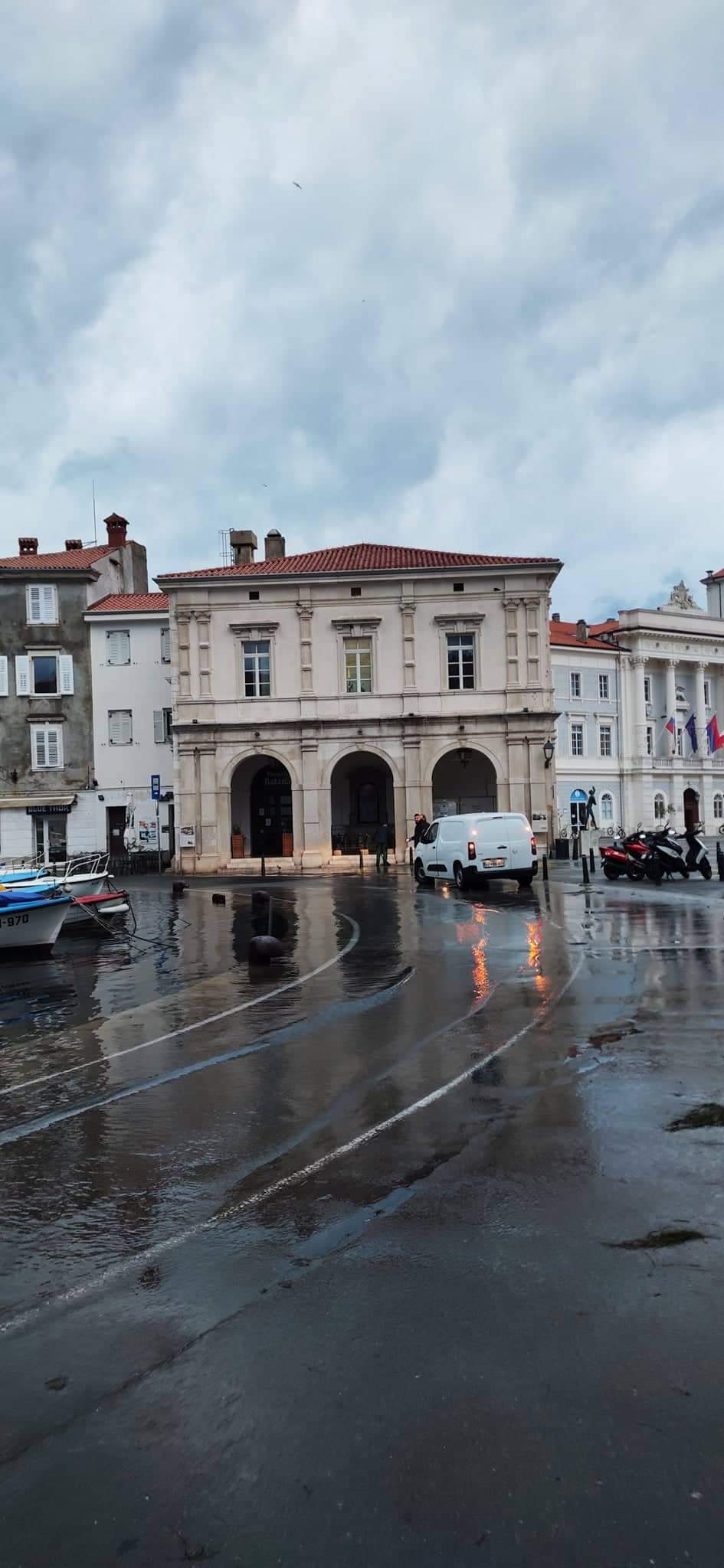 Mojca Pečnik Dessardo