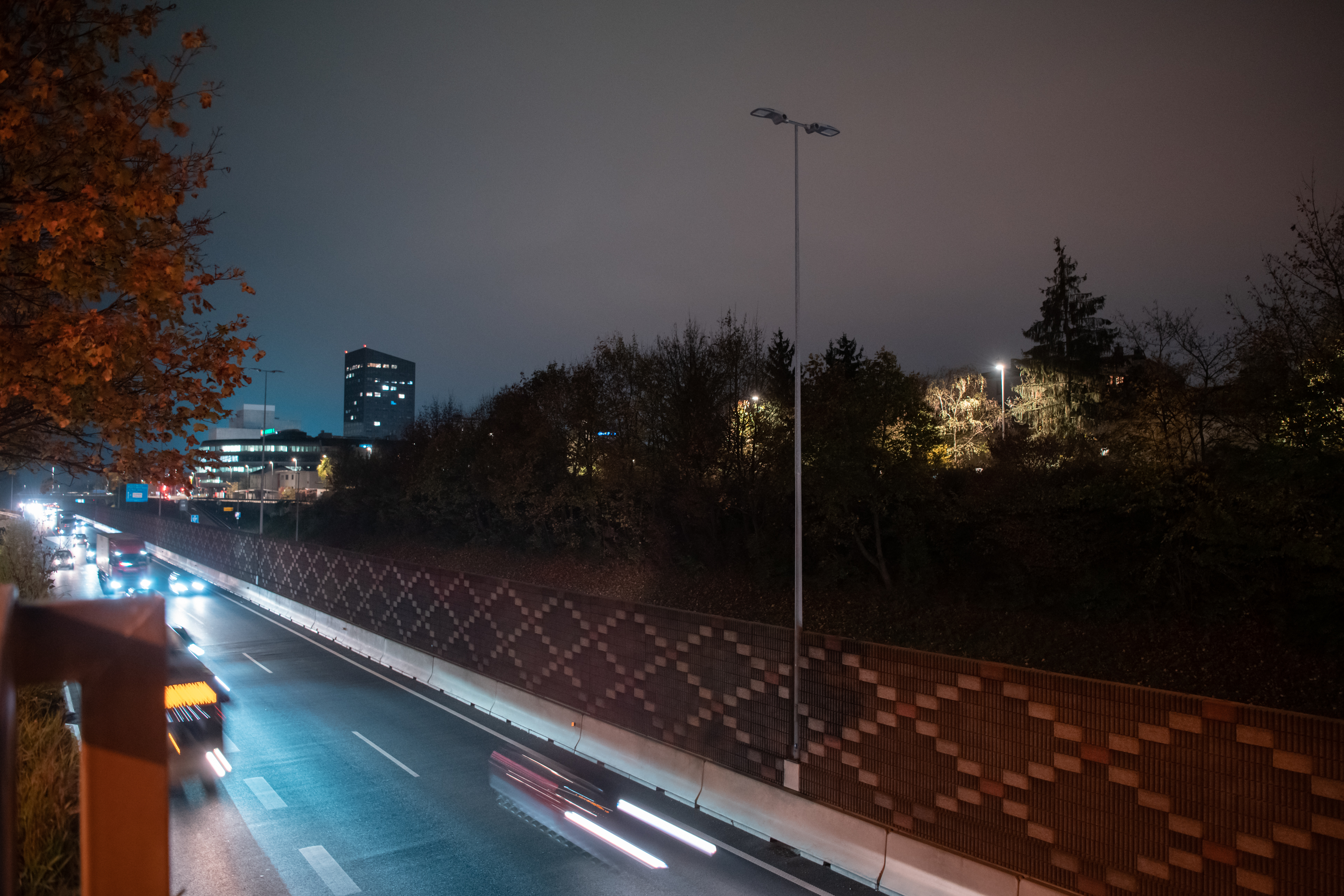 izklopljena cestna razsvetljava, dars