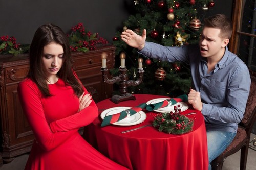 moški, ženska, restavracija, prepir, miza, krožniki