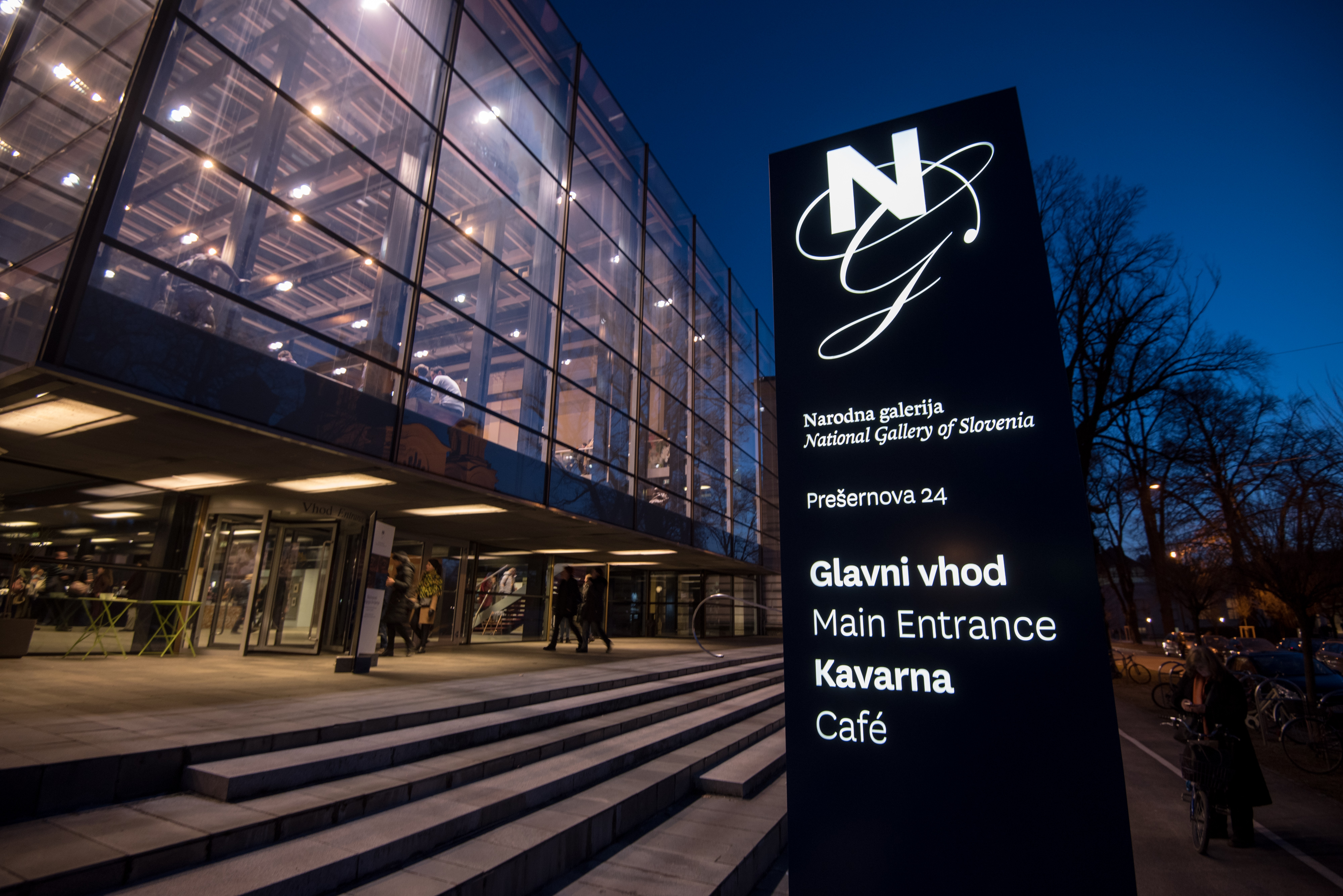 Milos Vujinovic/BOBO