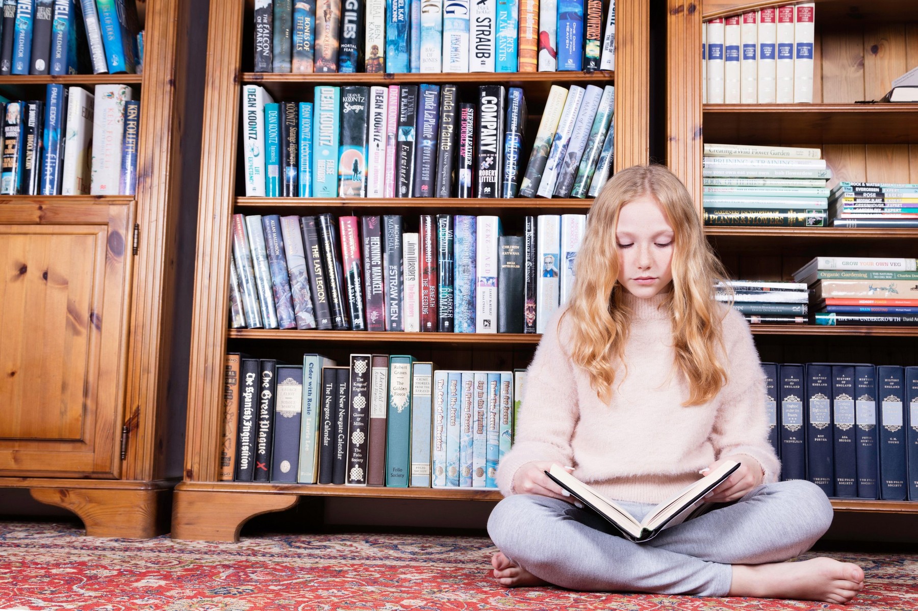 najstnica v knjigarni