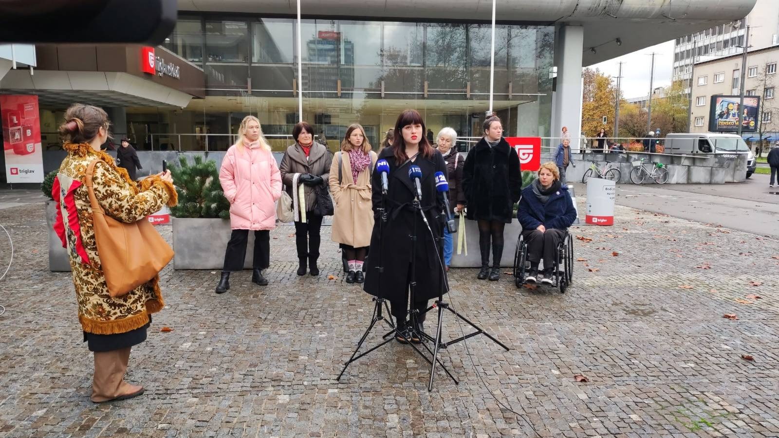 8. marec nika kovač