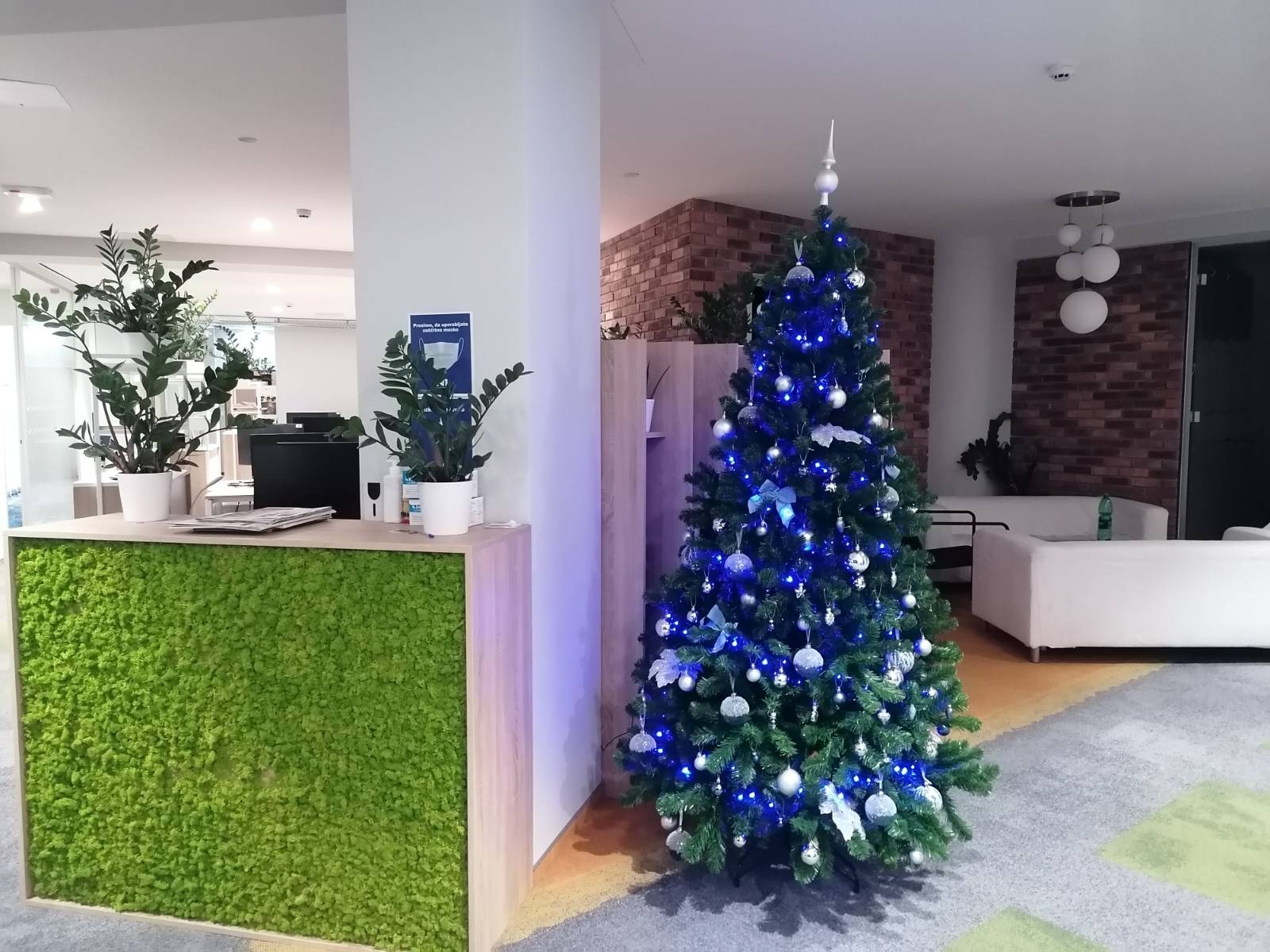 Božično drevesce N1 2022