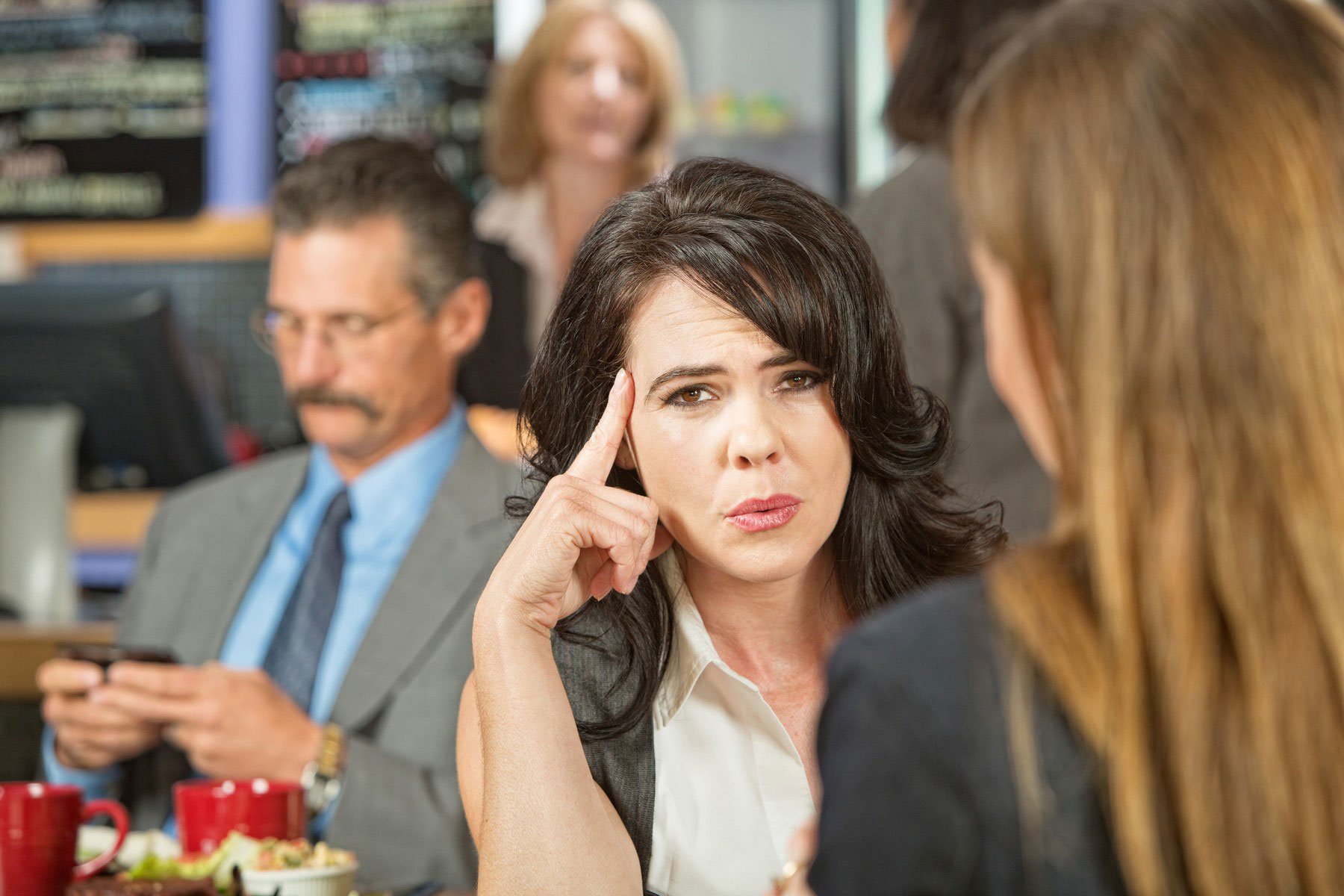 zenska, moski, pogovor, zdolgocasenost, nezainteresiranost, pogovor