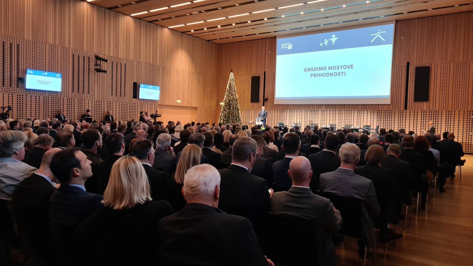 Bojan Kumer vrh gospodarstva