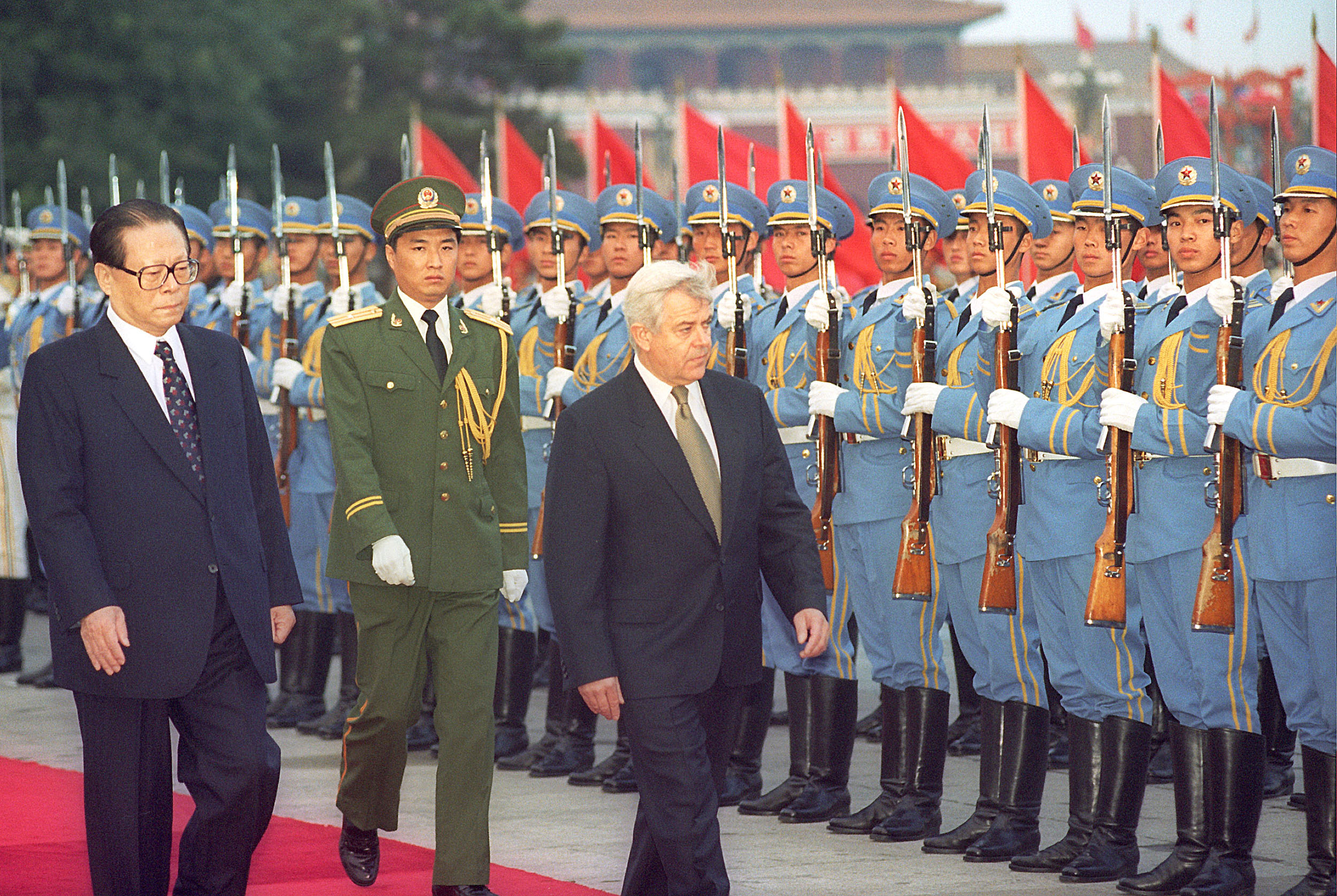 Milan Kučan, Džjang Dzemin