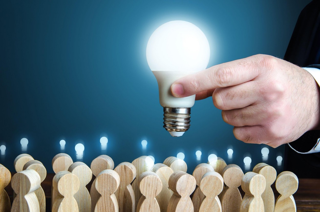 ideja,inovacija,investicija,vodja,startup,podjetja,mladi