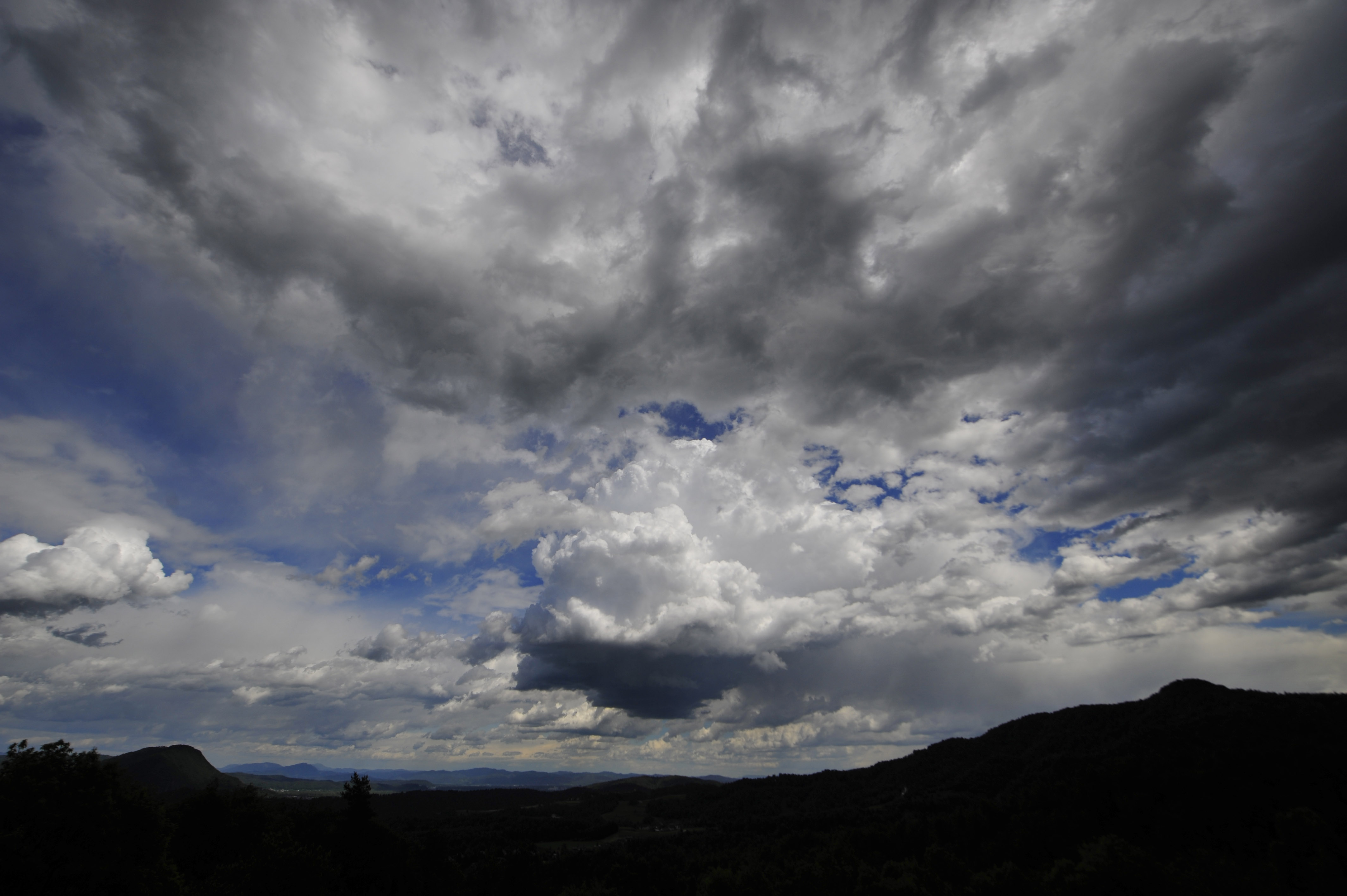oblaki,oblačno,nevigta,nebo,narava