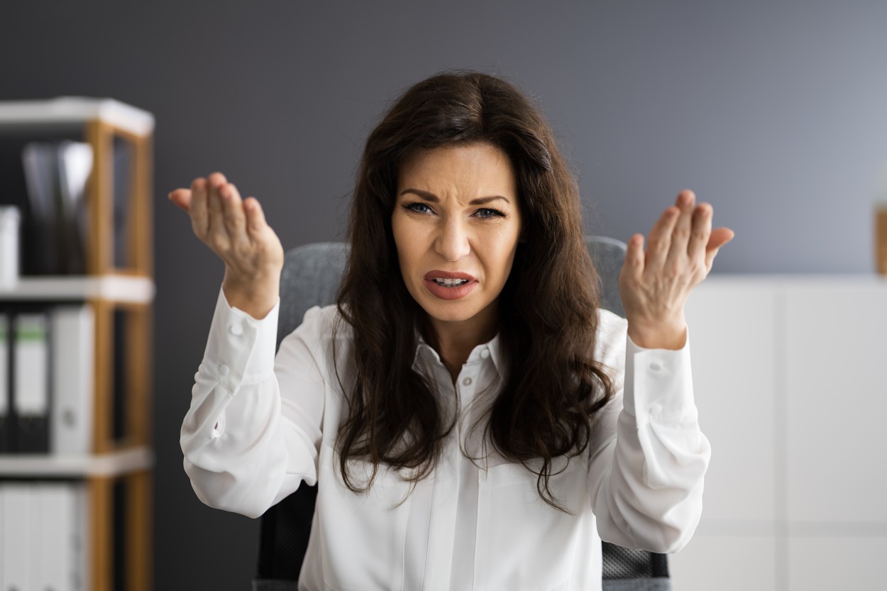 ženska, jeza, odziv