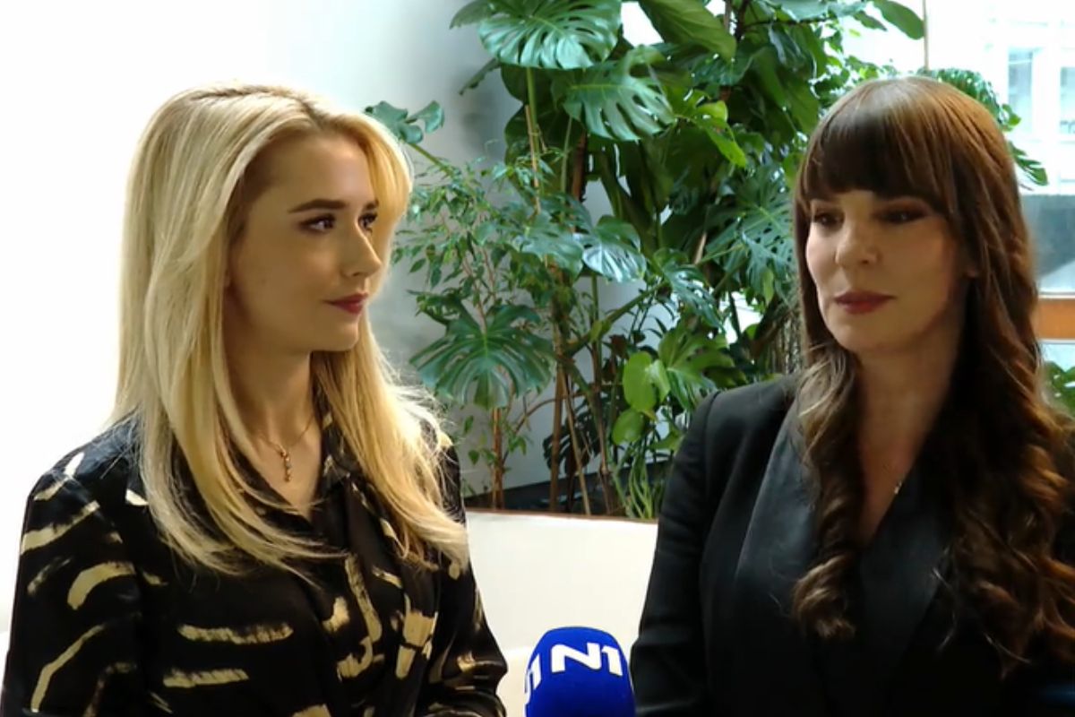 Tajka Selan in Tika Hribar