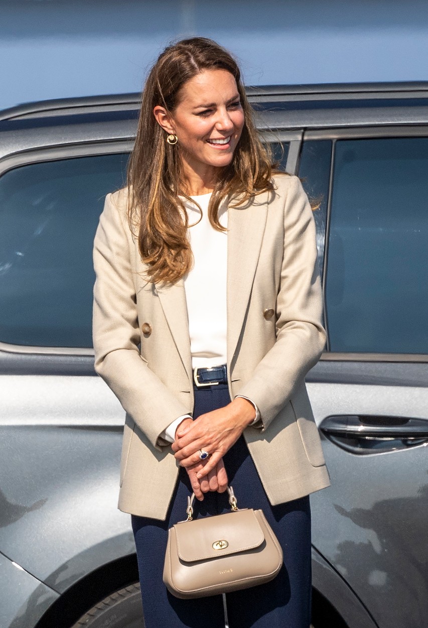 1670154438-Kate-Middleton.jpg