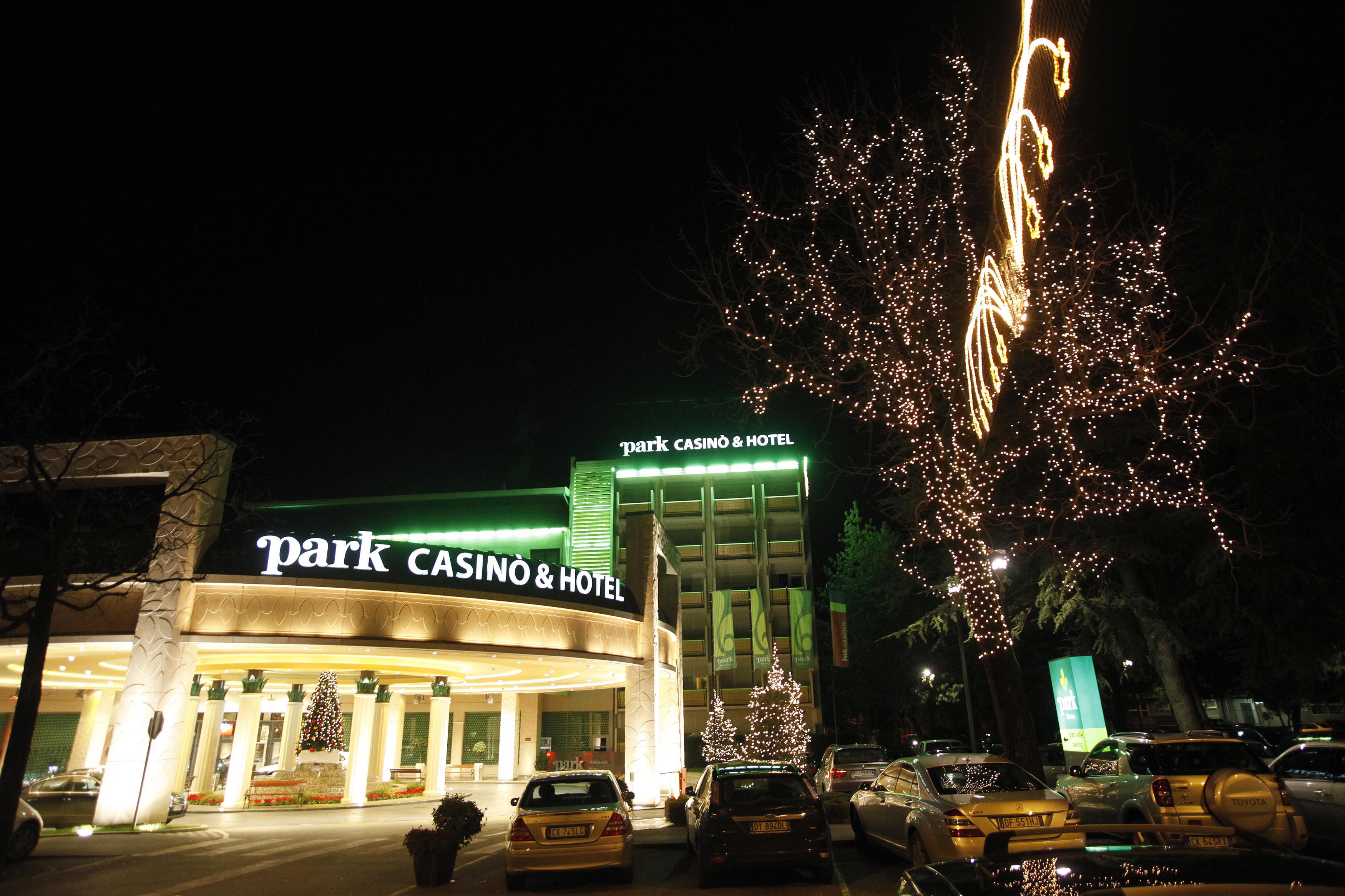 IGRALNICA ARHITEKTURA IGRE NA SRECO