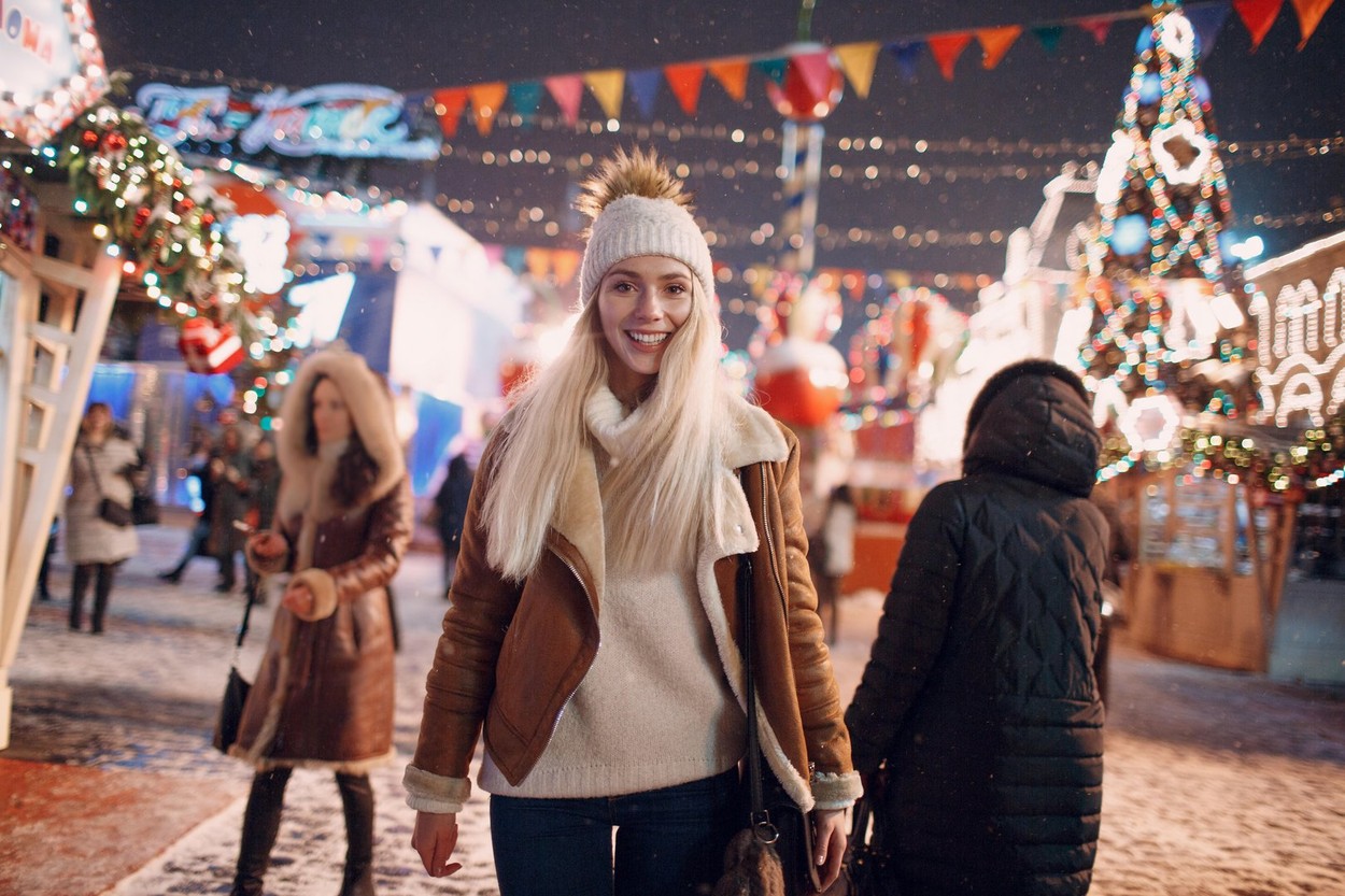 ženska, festival, božič