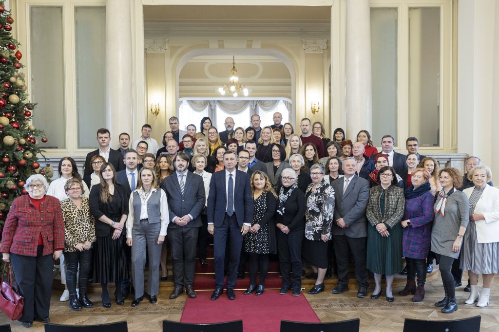 Skupinska_HumanitarneOrganizacije_szj