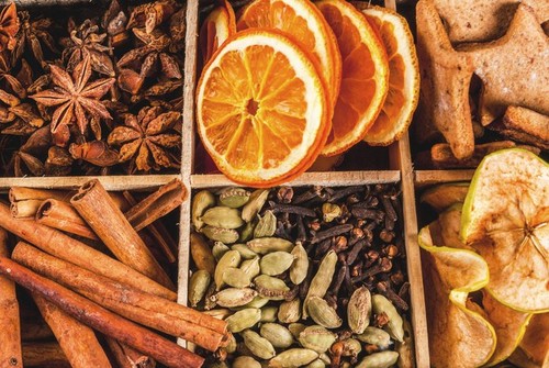 klinčki, cimet, pomaranče, začimbe, božič