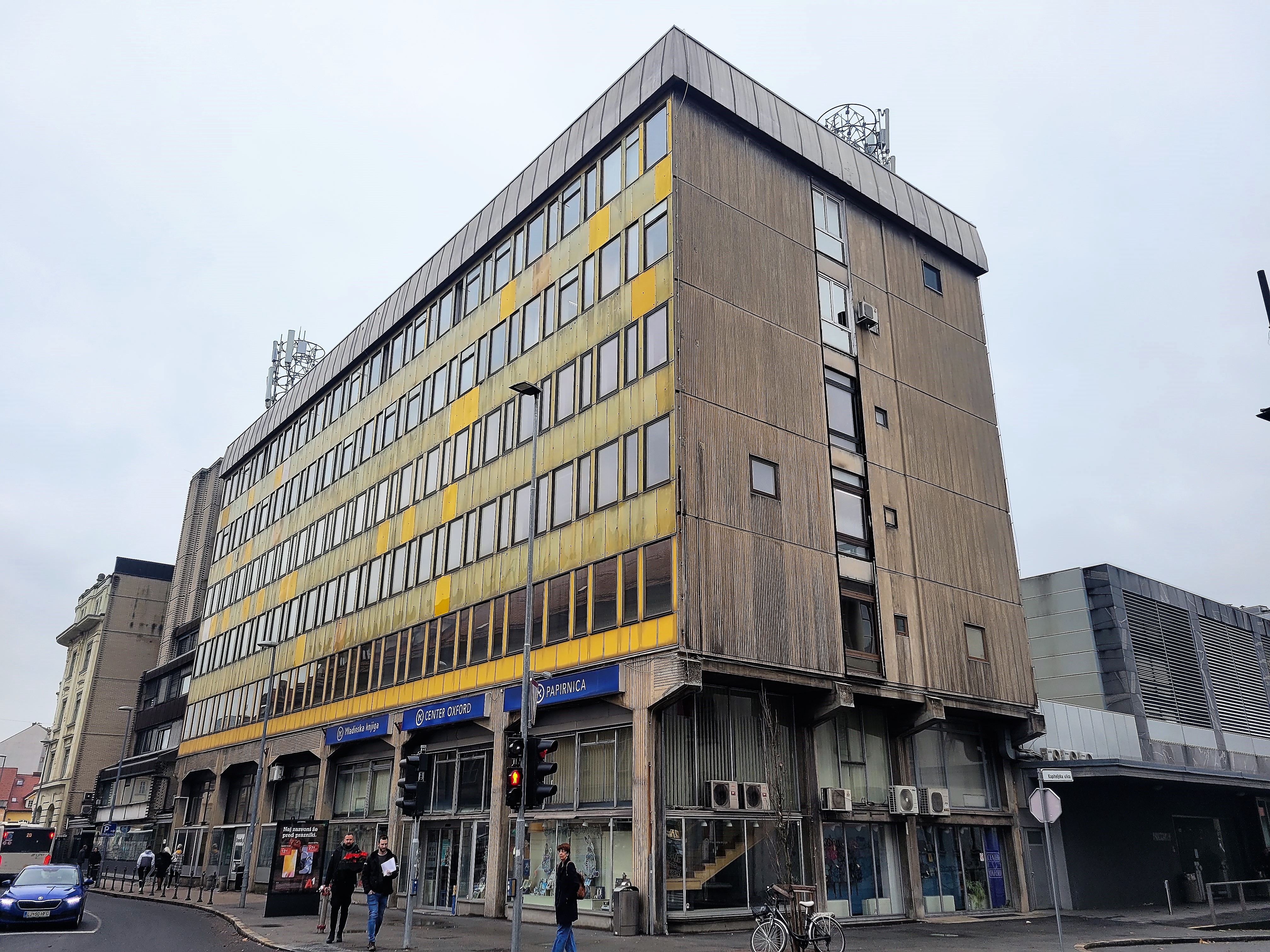 kanarček, LJudska pravica, Ljubljana, Ravnikar