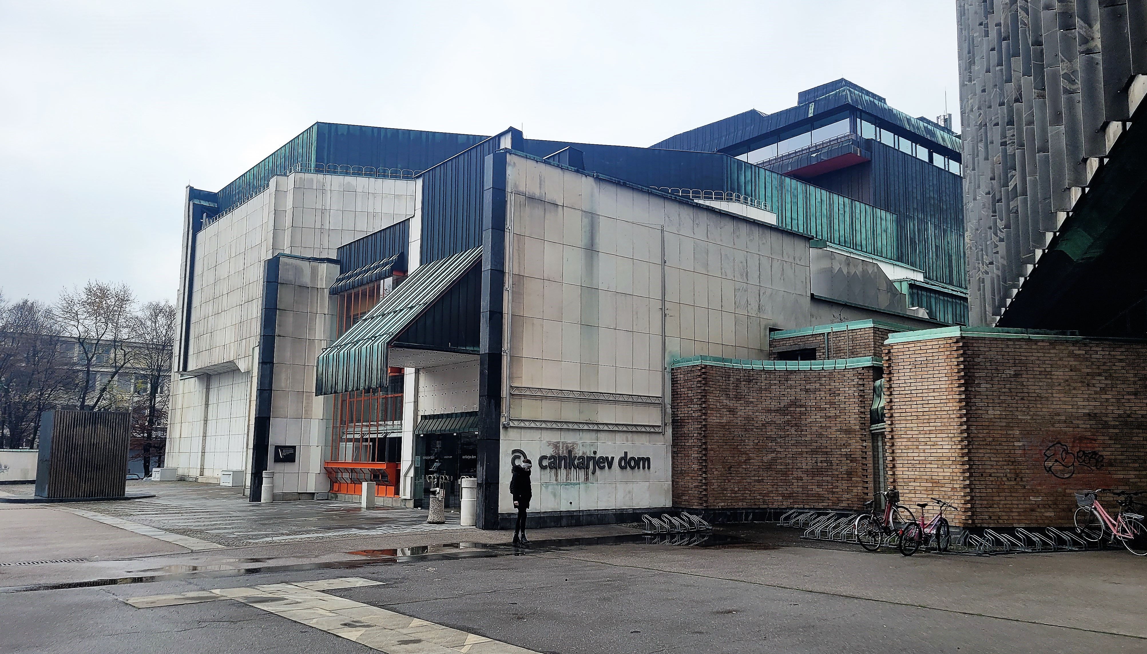 cankrajev dom, ljubljana, Ravnikar