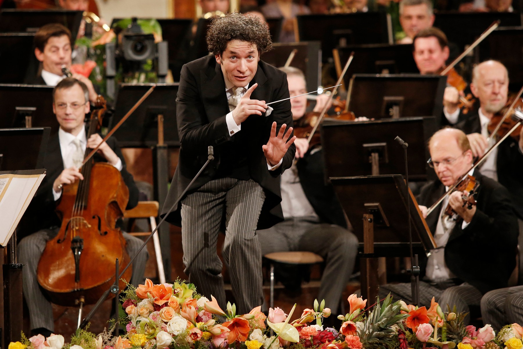 Najmlajši dirigent v zgodovini novoletnih koncertov Gustavo Dudamel (PROFIMEDIA)