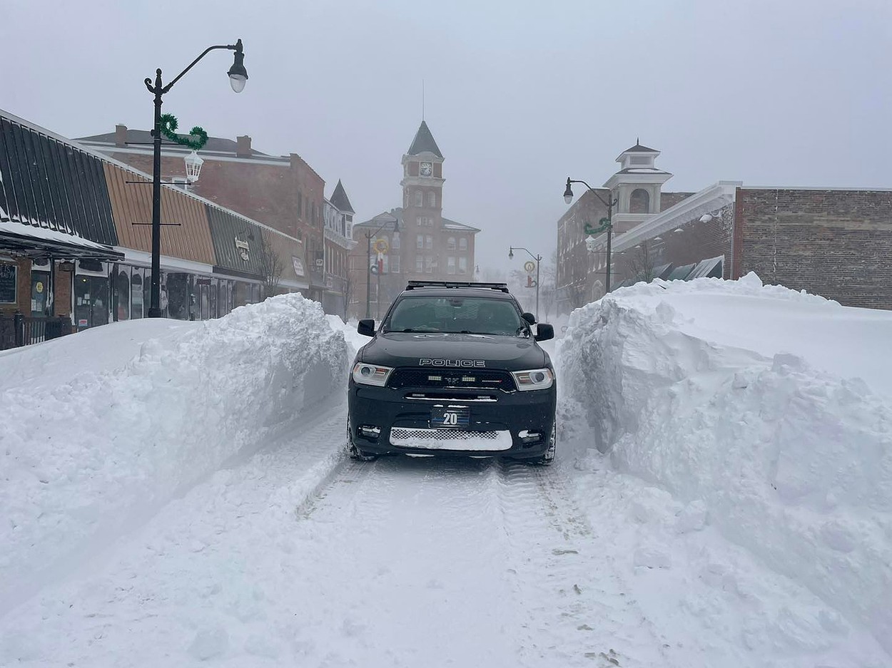Extreme Cold Weather Sweeps Across US: New York