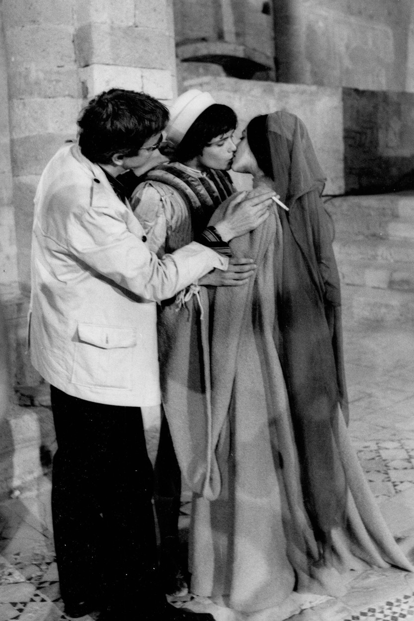 Entertainment News - March 21, 2011