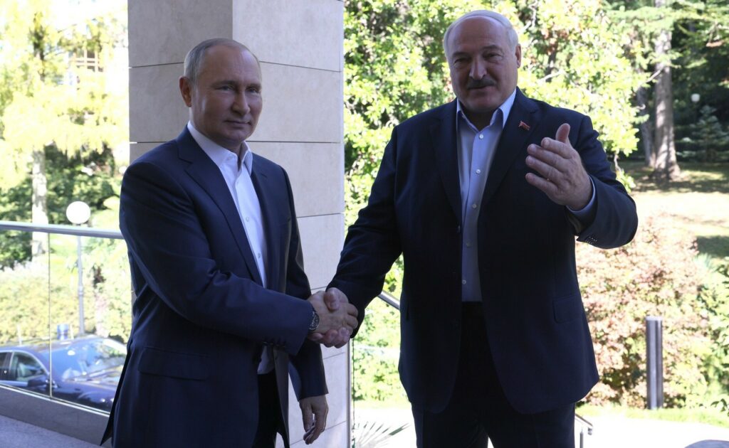 1674287579-Lukasenko-in-Putin-1024x630.jpg