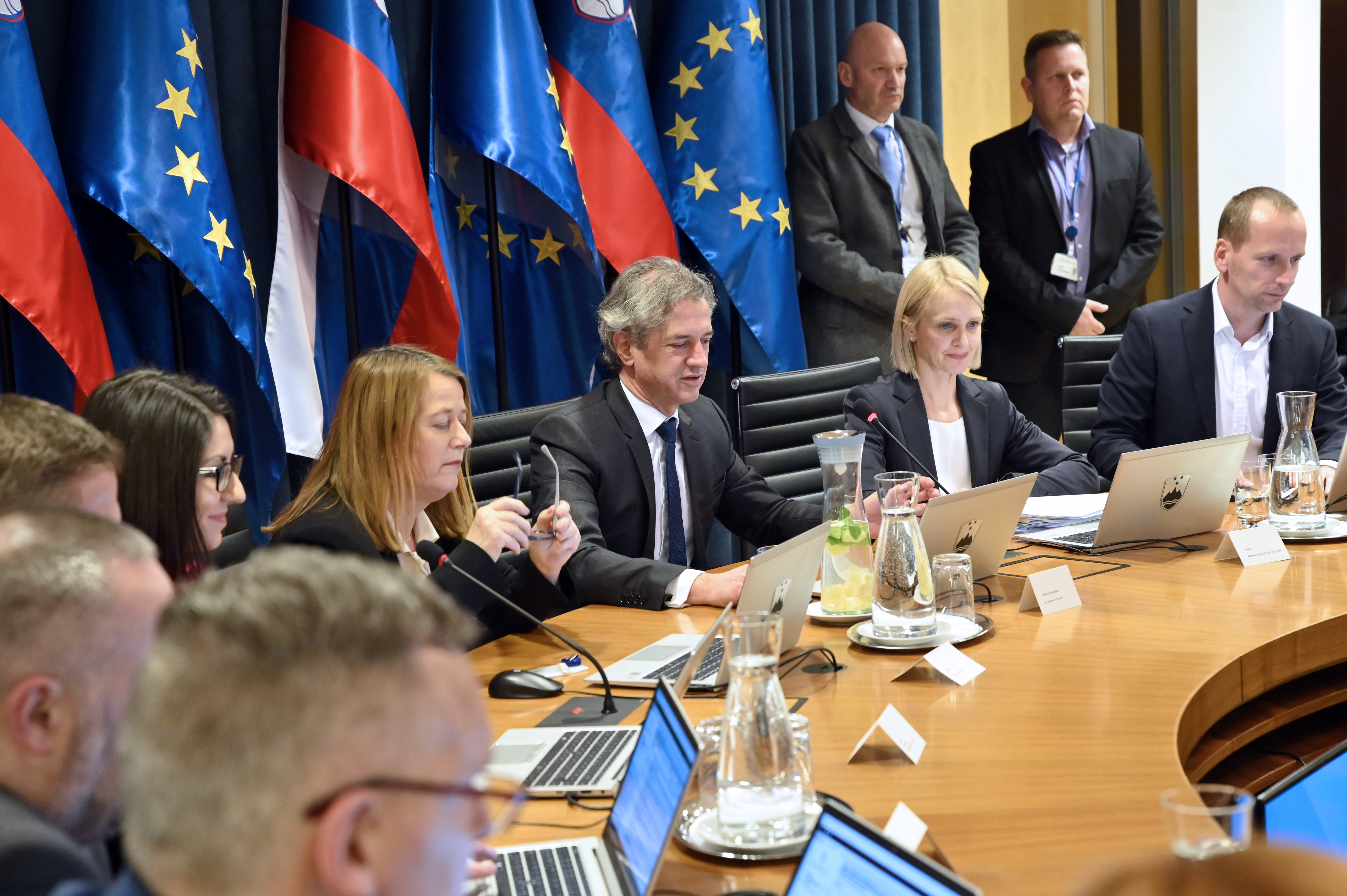 Seja vlade, robert golob, vlada