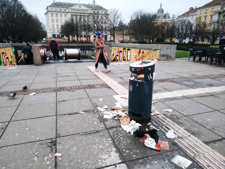 smeti, Zagreb, Hrvaška