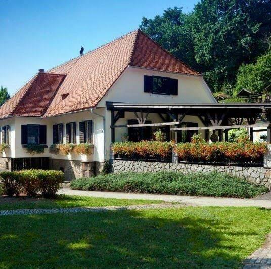 Gostilna Pri treh ribnikih