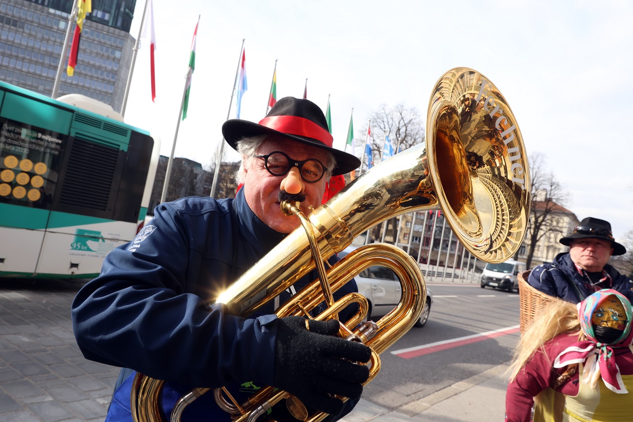Kurenti, Državni zbor