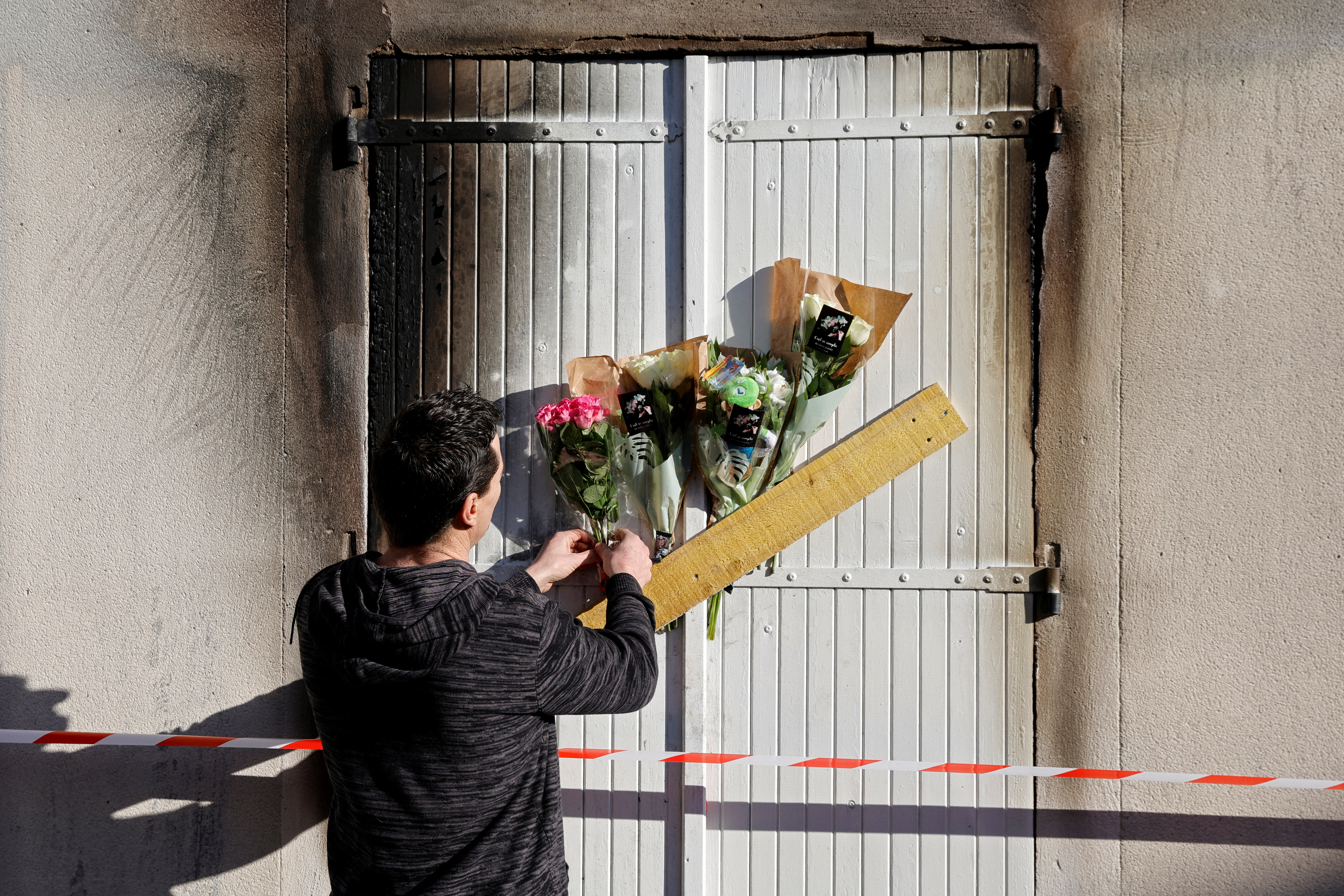 1675702019-2023-02-06T134200Z_927393349_RC2P5Z9CIWLF_RTRMADP_3_FRANCE-FIRE-AISNE-scaled